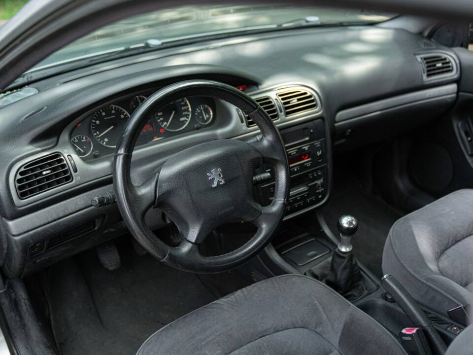 Imagen 27/48 de Peugeot 406 Coupé 2.0 16V (2000)