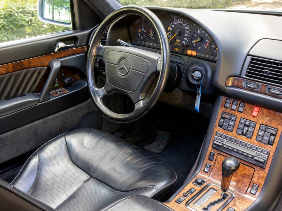 Image 48/59 of Mercedes-Benz 600 SEL (1992)