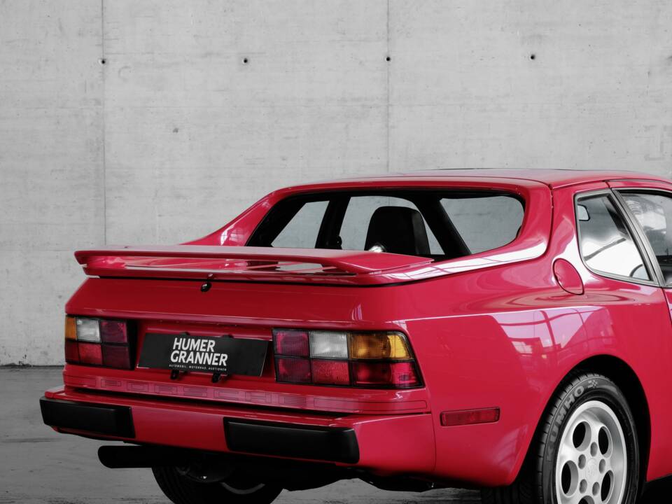 Bild 44/50 von Porsche 944 S2 (1990)