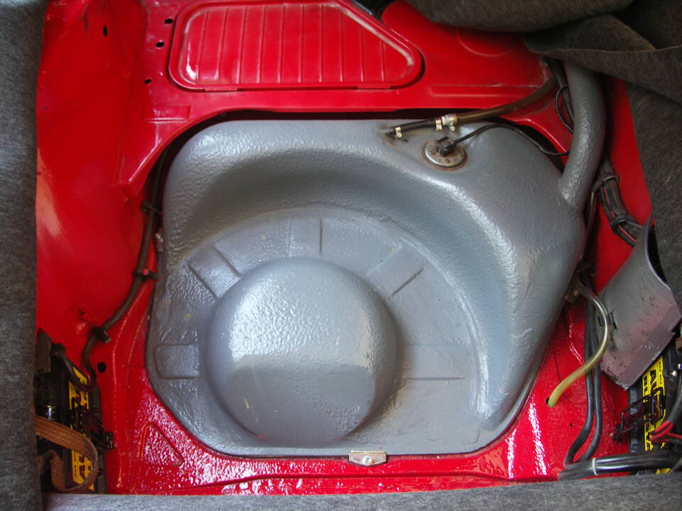 Image 27/38 of Porsche 911 2.2 E (1971)