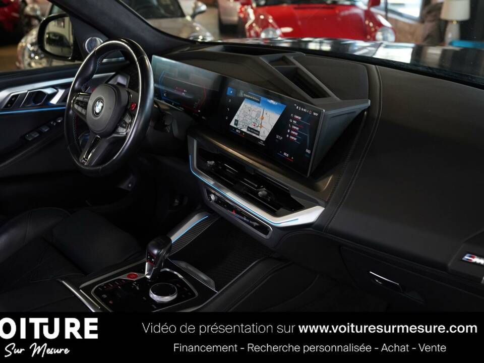 Image 40/50 de BMW XM (2023)