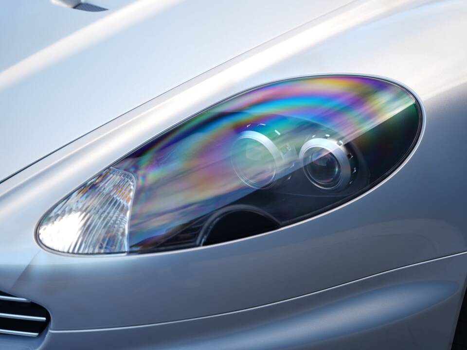 Immagine 30/50 di Aston Martin DBS (2011)