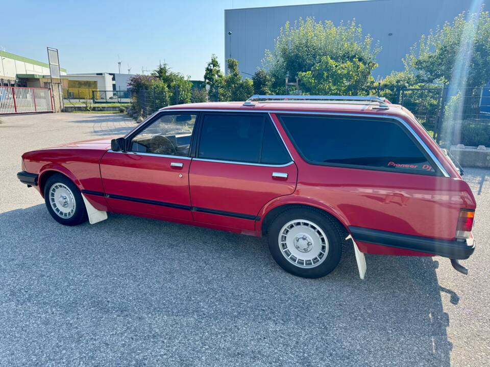 Image 5/15 of Ford Granada Turnier 2.8 (1984)