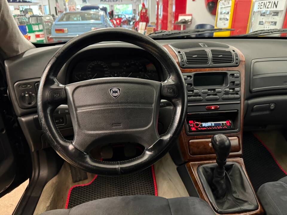 Afbeelding 9/18 van Lancia Kappa Coupé 2.4 20V (1997)