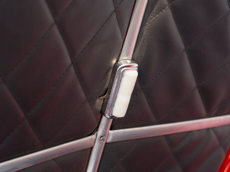 Image 83/88 de Alfa Romeo Giulietta Sprint (1962)