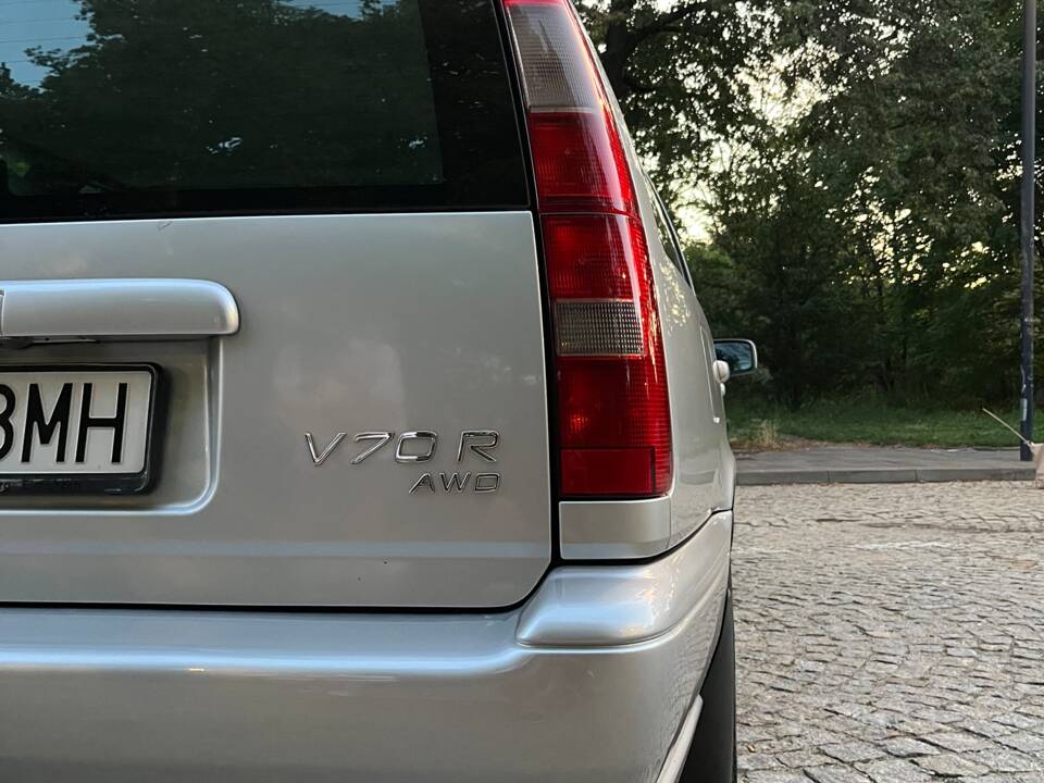 Bild 34/34 von Volvo V70 R AWD (1998)