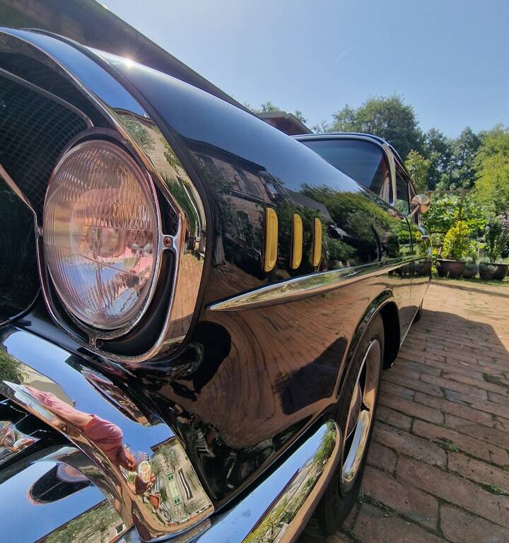 Image 22/144 of Chevrolet Bel Air Hardtop Coupe (1957)