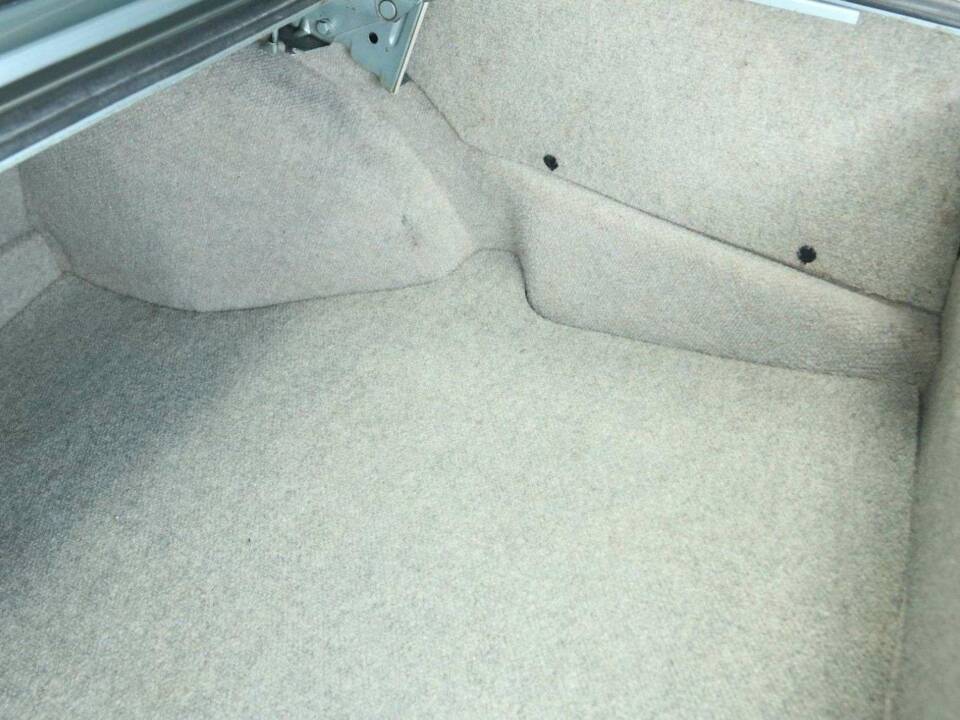 Bild 31/49 von BMW 633 CSi A (1980)