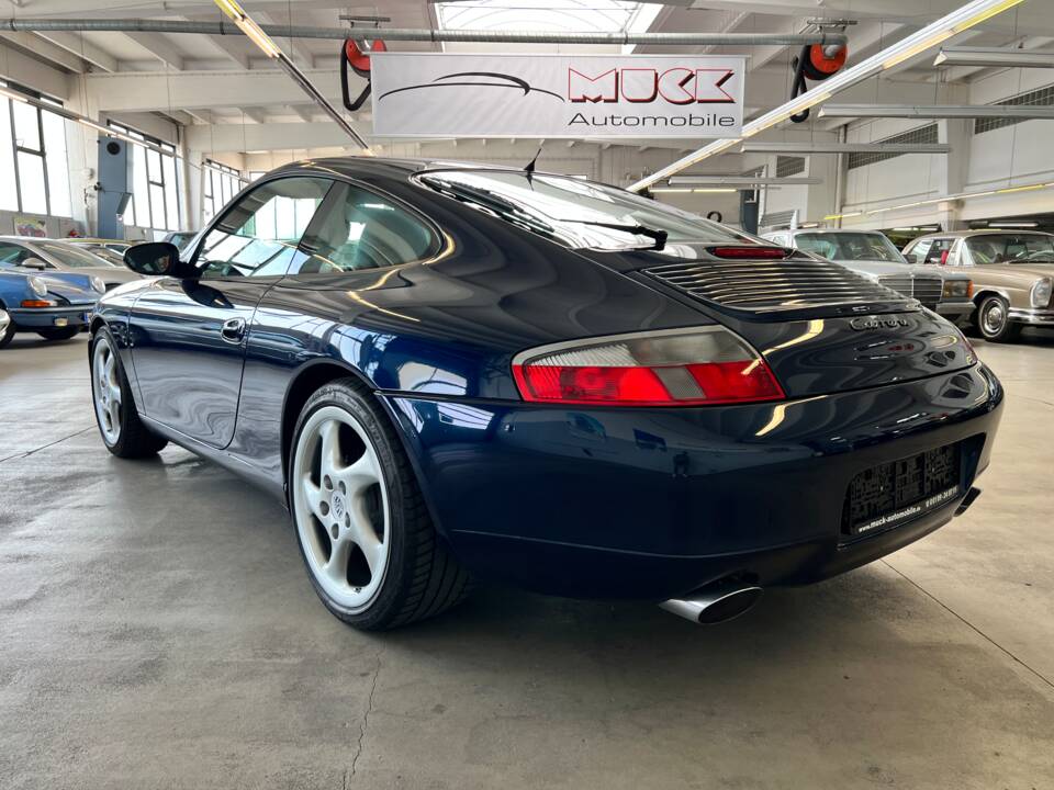 Image 15/44 de Porsche 911 Carrera (2000)