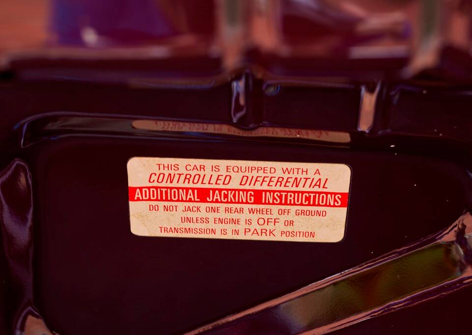 Bild 48/200 von Cadillac Coupe DeVille (1968)