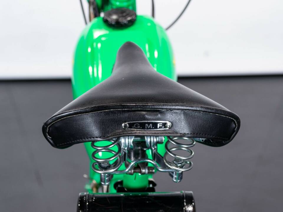 Image 33/44 of Ducati DUMMY (1951)