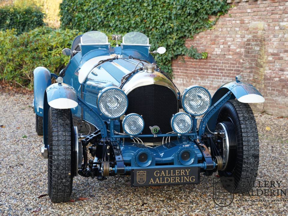 Image 34/50 of Bentley 3&#x2F;8 Race (1951)