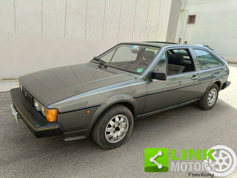 Imagen 9/10 de Volkswagen Scirocco II GT (1984)