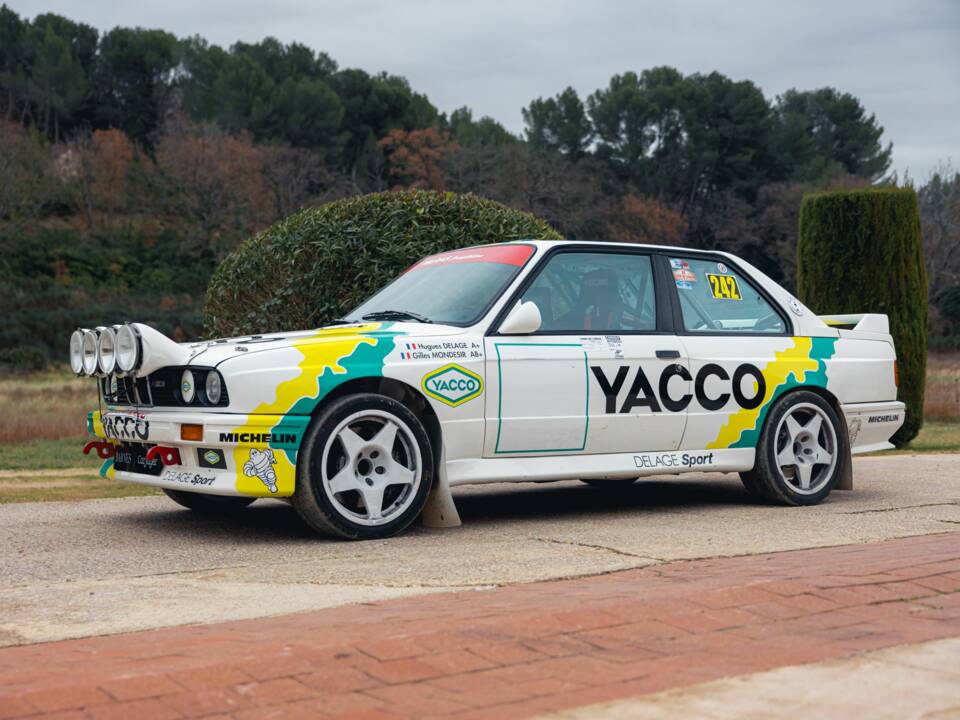 Image 8/56 de BMW M3 (1988)