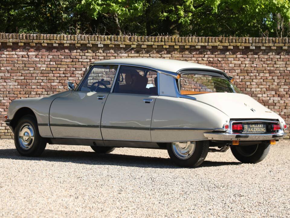 Imagen 2/50 de Citroën DS 20 Pallas (1971)