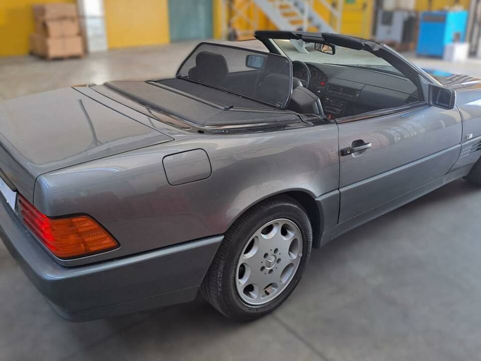 Image 48/50 de Mercedes-Benz 300 SL-24 (1992)