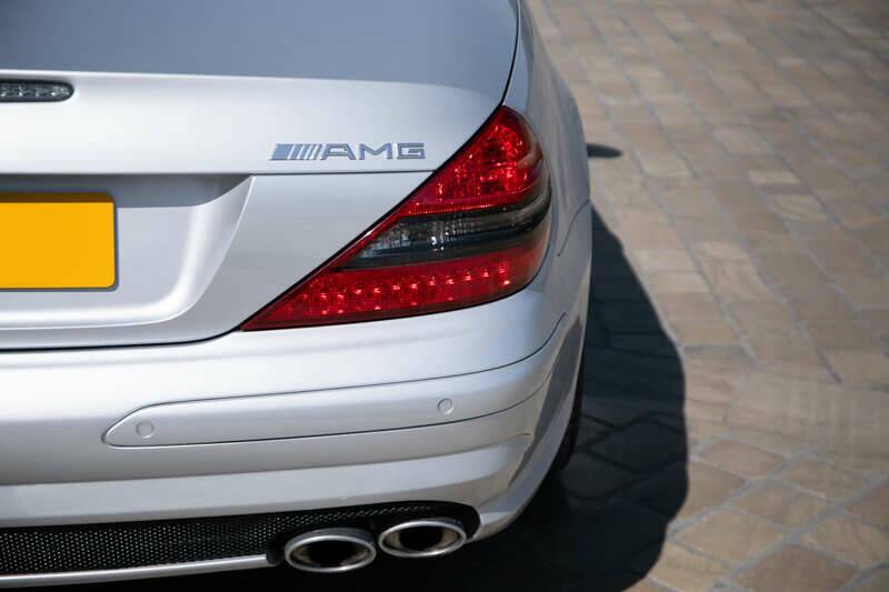 Image 32/40 de Mercedes-Benz SL 55 AMG (2007)