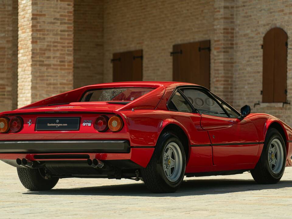 Bild 15/50 von Ferrari 308 GTB (1981)