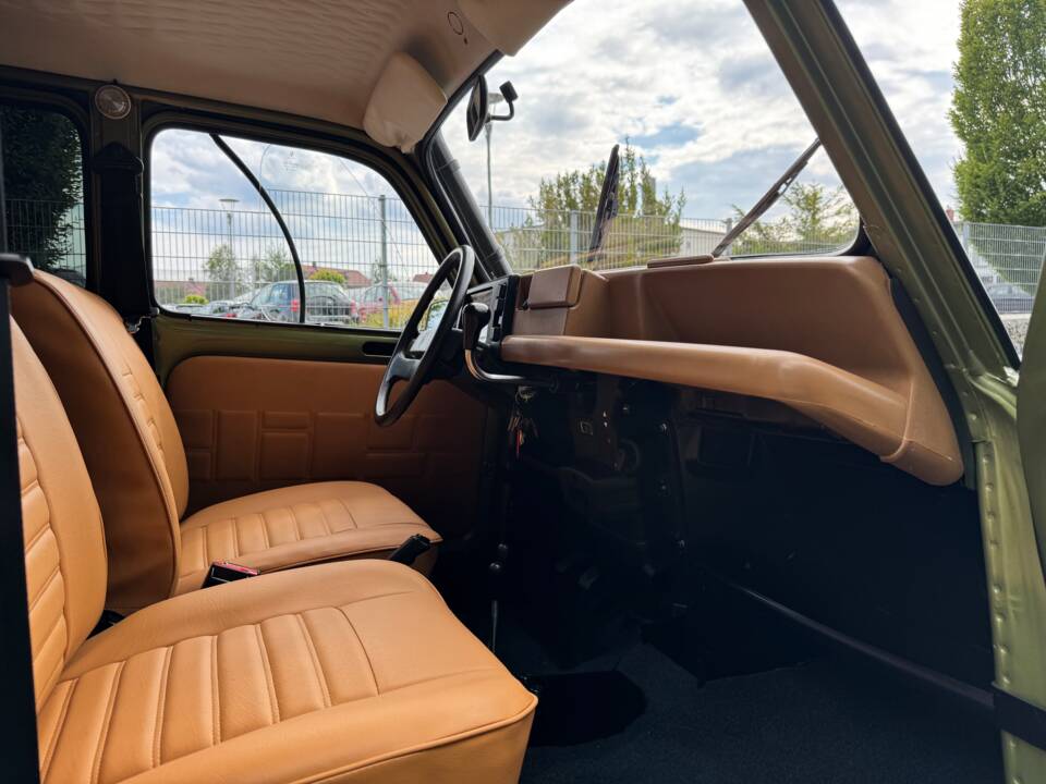 Afbeelding 38/58 van Renault R 4 GTL Sinpar 4x4 (1983)