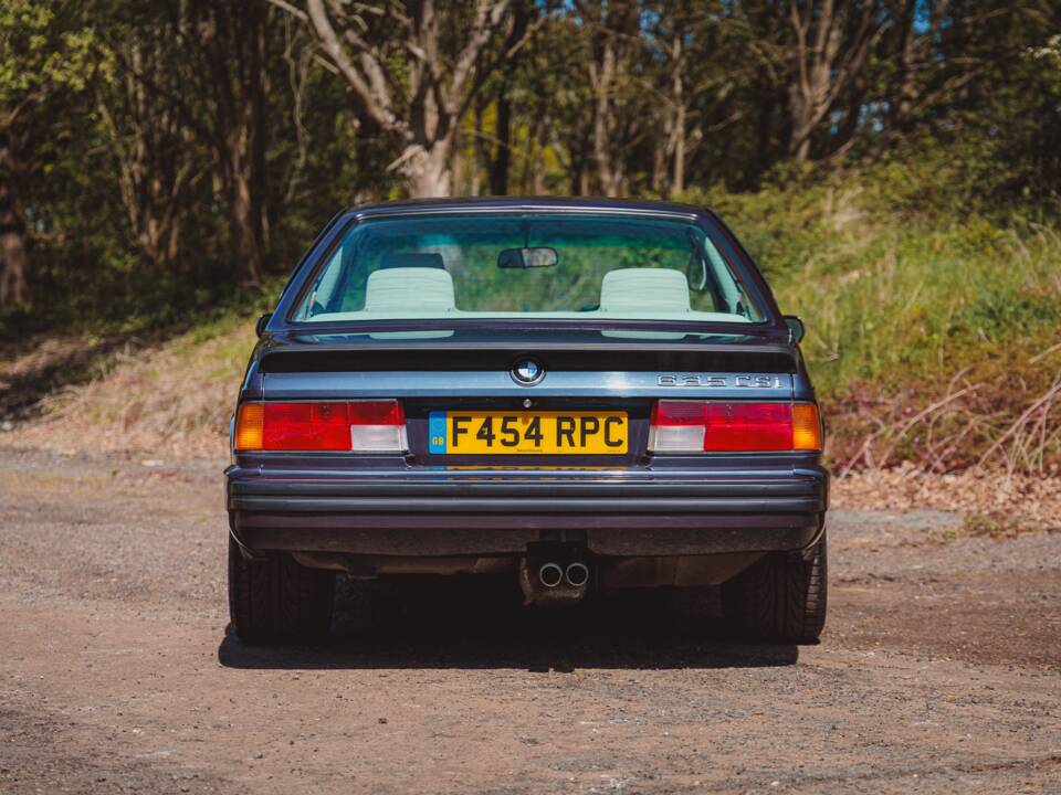 Image 16/34 of BMW 635 CSi (1989)