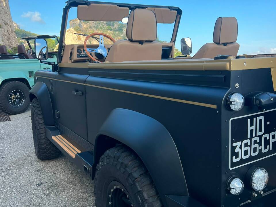 Afbeelding 13/17 van Land Rover 90 (1989)