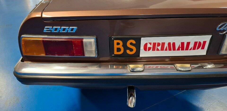 Bild 11/43 von Alfa Romeo 2000 Spider Veloce (1982)