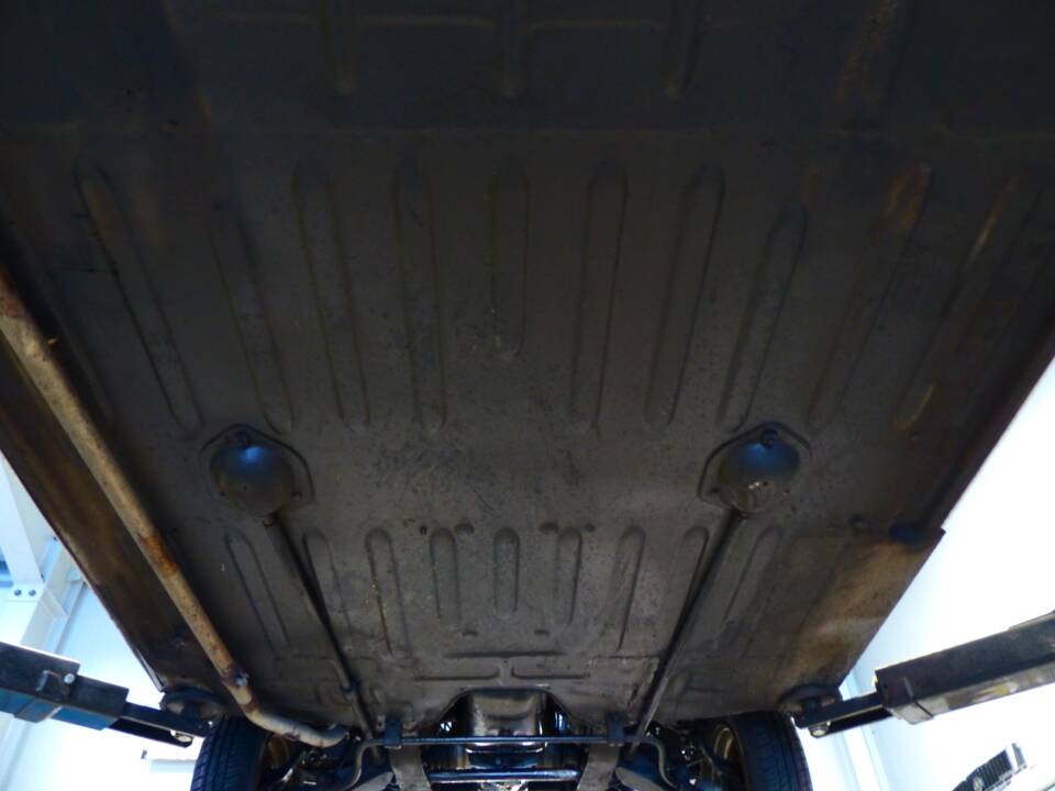 Image 50/66 of Renault R 4 Super (1962)