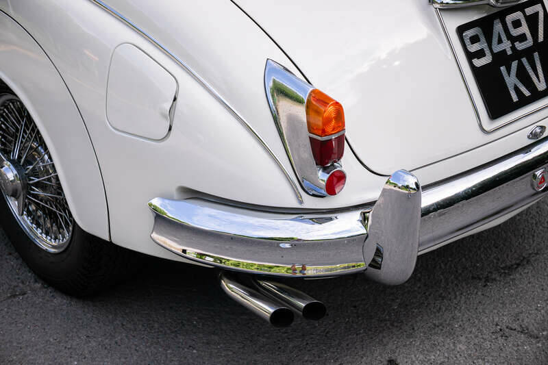 Afbeelding 13/33 van Jaguar Mk II 3.8 (1961)
