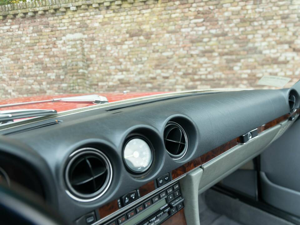 Imagen 18/50 de Mercedes-Benz 560 SL (1986)