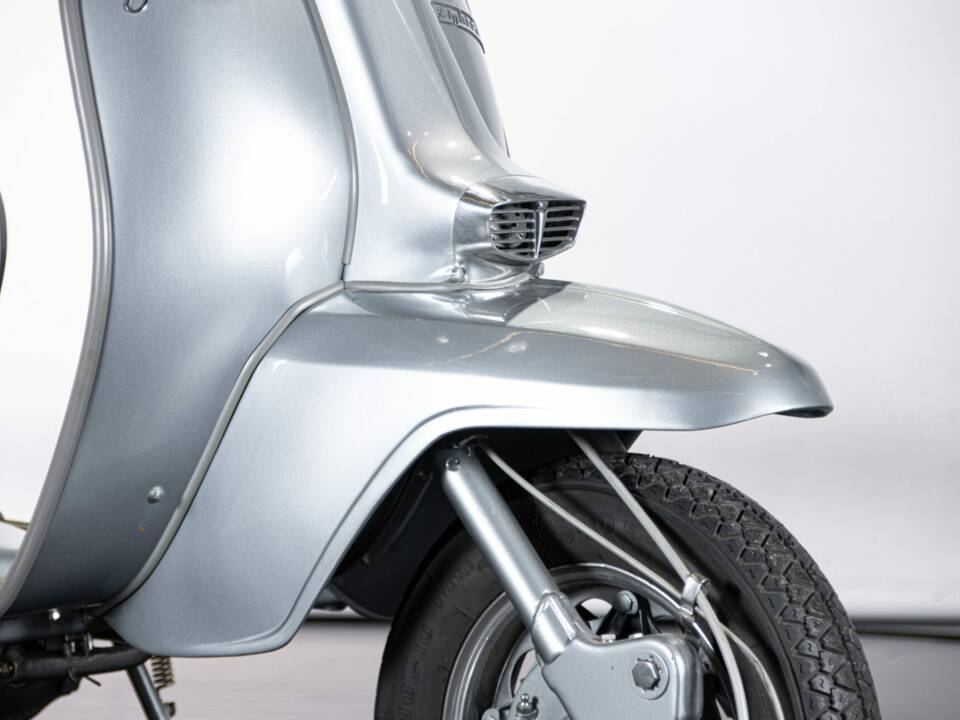 Bild 23/41 von Innocenti Lambretta Li Special 125 (1966)