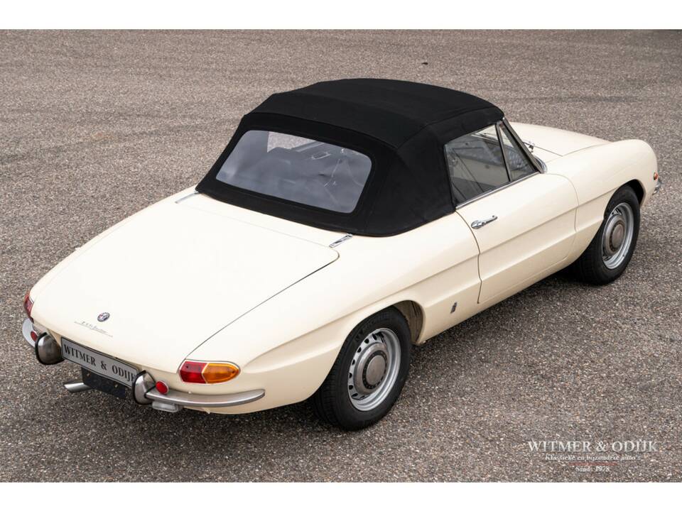 Image 14/24 de Alfa Romeo 1300 Spider Junior (1969)