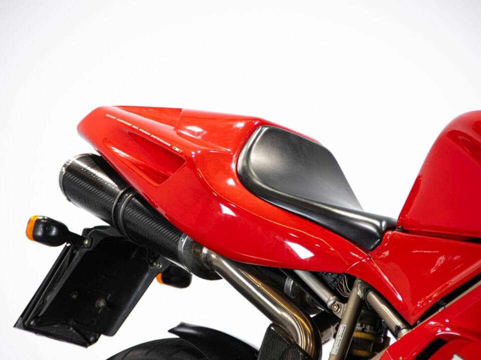 Bild 41/50 von Ducati 916 (1994)