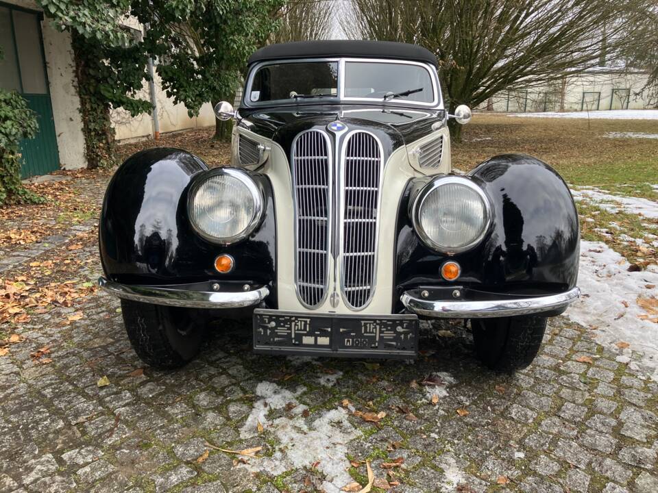 Imagen 19/31 de BMW 327 (1939)