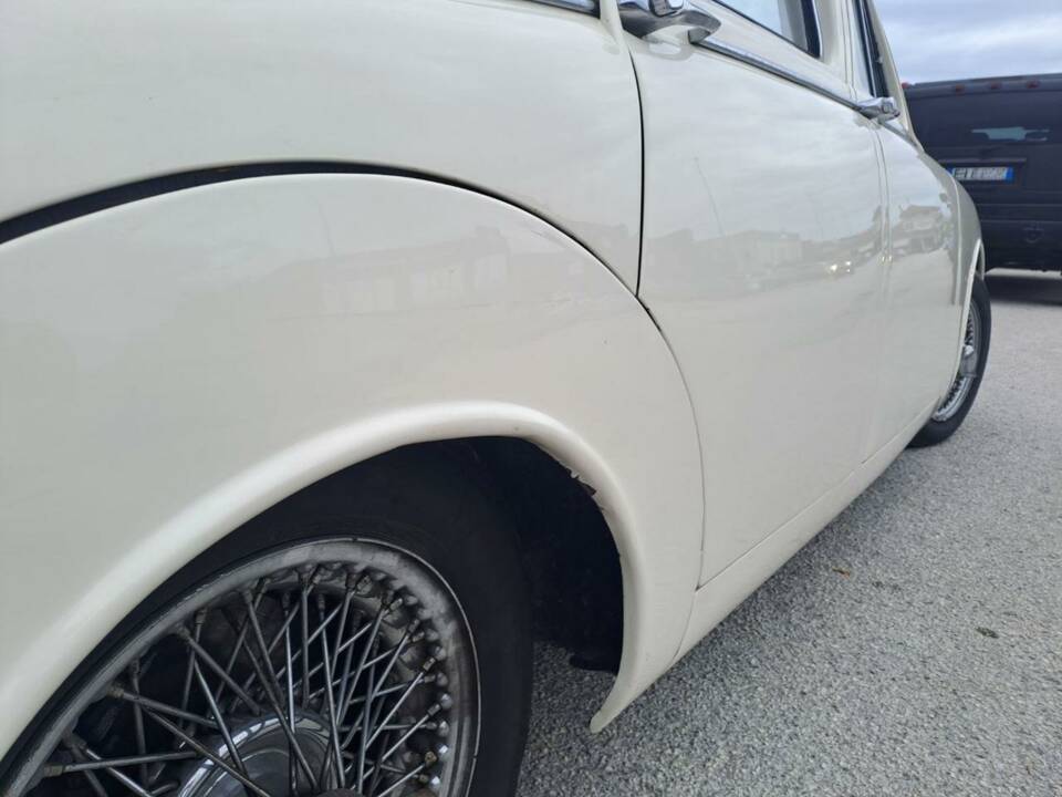 Imagen 25/50 de Jaguar 2.4 Litre (1959)
