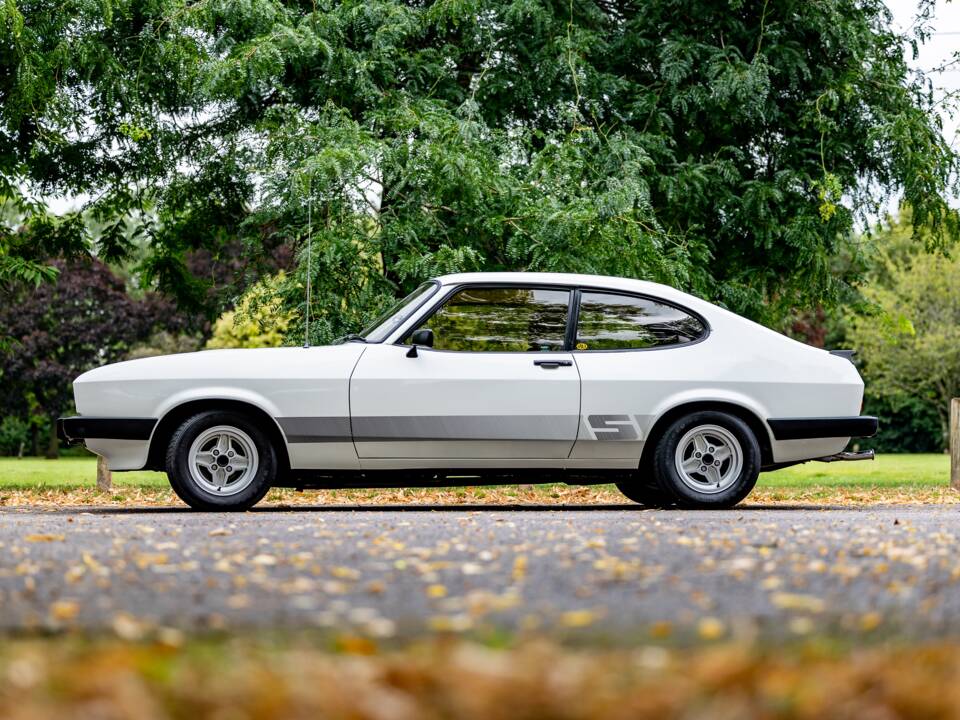 Bild 25/37 von Ford Capri 3,0 (1981)