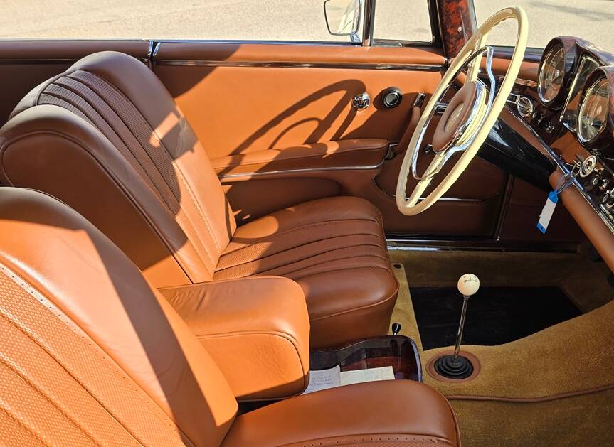 Immagine 22/40 di Mercedes-Benz 300 SE (1964)