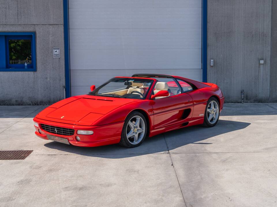 Bild 2/100 von Ferrari F 355 F1 GTS (1998)