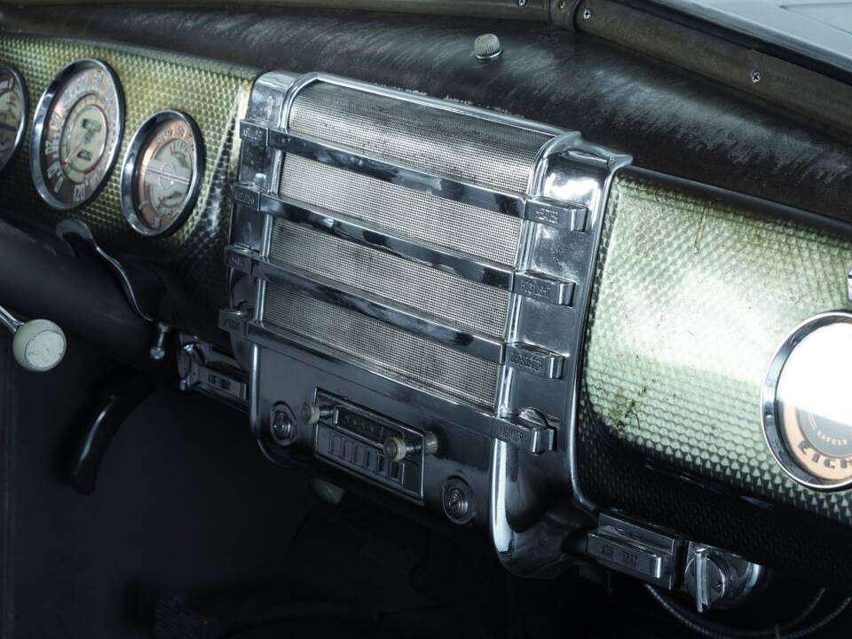 Bild 35/50 von Buick 60 Century (1941)
