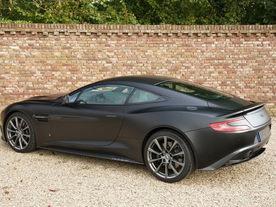 Immagine 12/50 di Aston Martin Vanquish (2017)