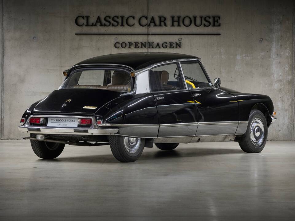 Image 36/98 de Citroën DS 21 Pallas (1971)