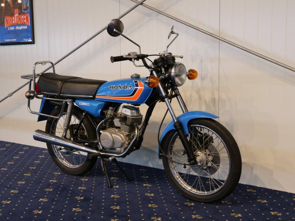 Image 1/22 of Honda CB 50 J (1900)
