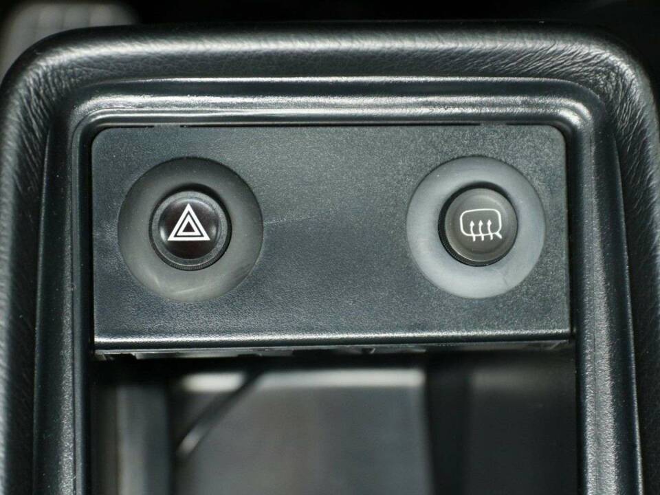 Image 20/30 of Porsche 911 Carrera 3.2 "25 years 911" (1989)