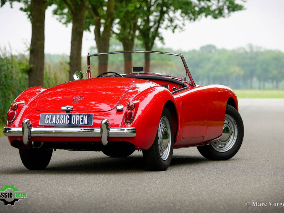 Immagine 44/50 di MG MGA 1600 (1960)
