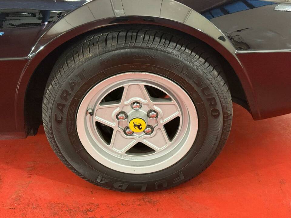 Image 28/50 of Ferrari Dino 208 GT4 (1980)
