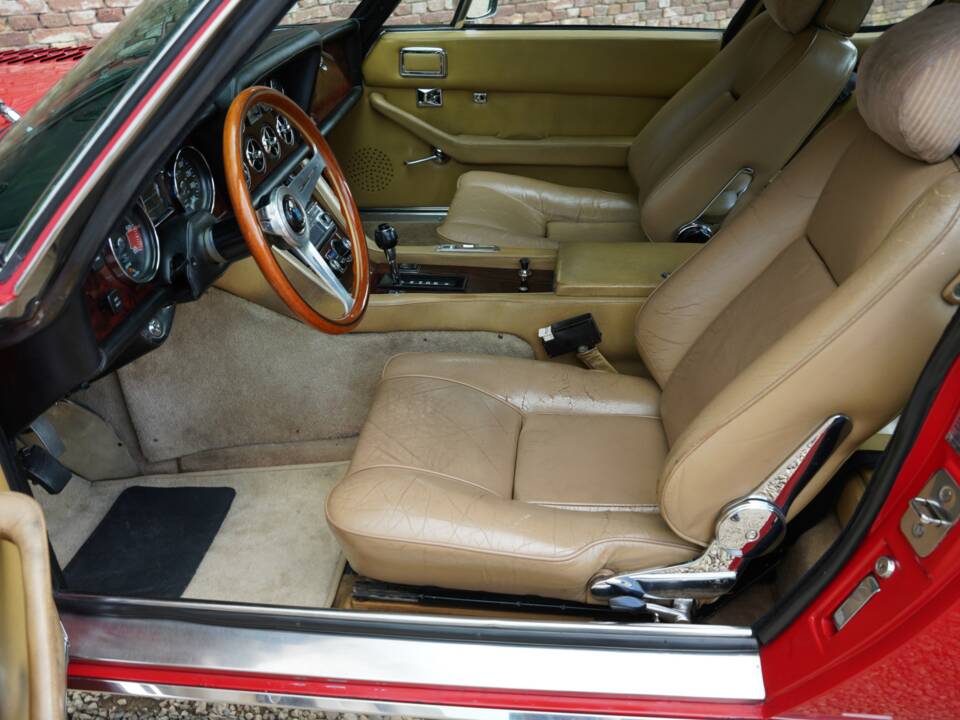 Image 37/50 of Jensen Interceptor MK III (1976)