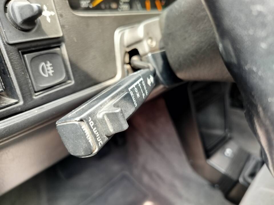 Image 37/51 of Saab 900 Turbo (1991)