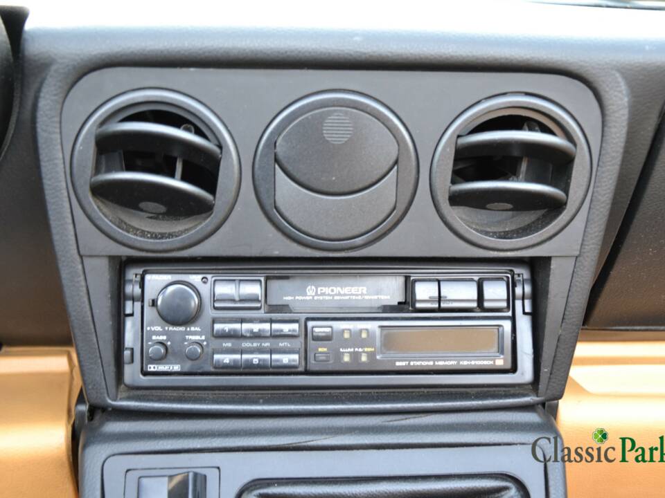 Image 46/50 of Alfa Romeo 2.0 Spider (1990)