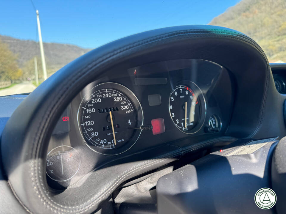 Immagine 17/31 di Ferrari 550 Maranello (1998)