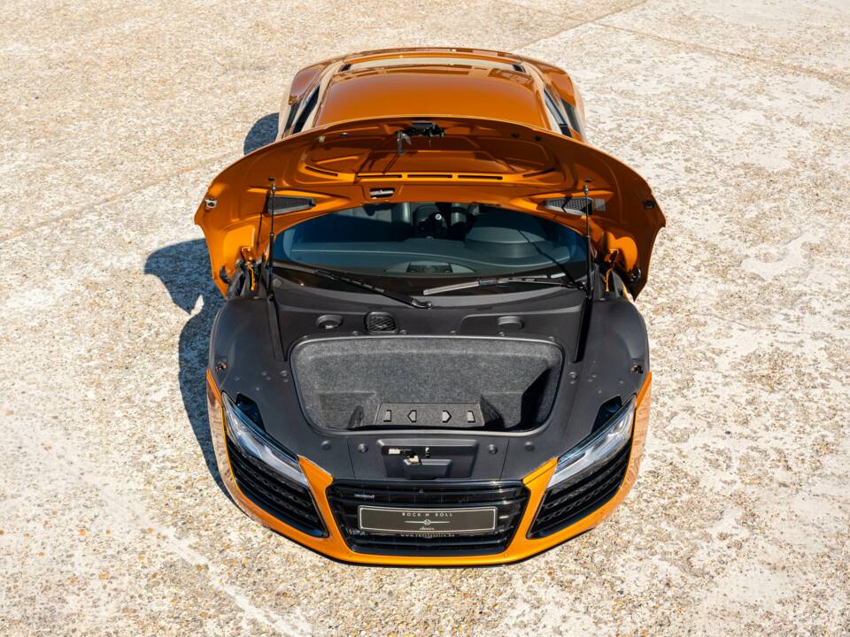 Image 29/36 of Audi R8 V10 (2013)