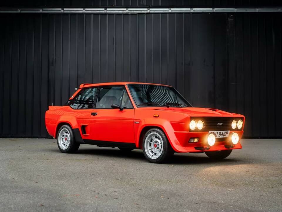 Image 3/15 of FIAT 131 Abarth Rally (1978)